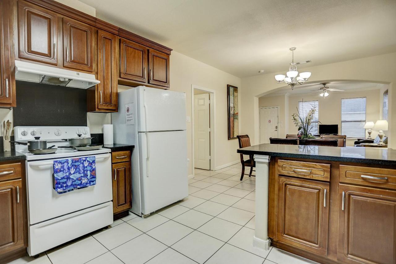 Villa Laverne 3 Bedroom Suite Furnished Condos Houston Buitenkant foto