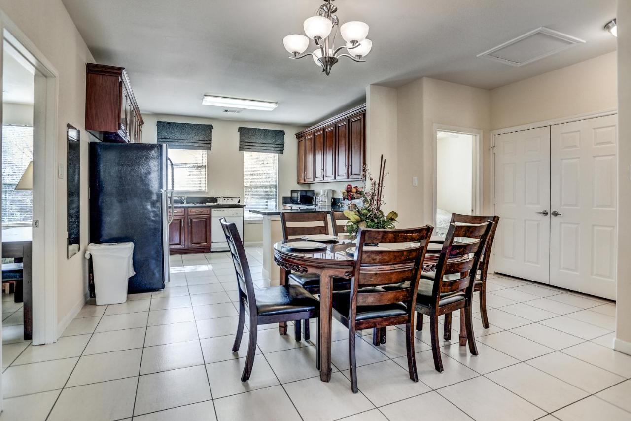 Villa Laverne 3 Bedroom Suite Furnished Condos Houston Buitenkant foto
