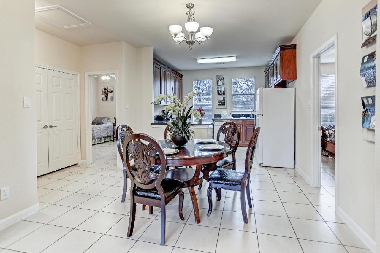 Villa Laverne 3 Bedroom Suite Furnished Condos Houston Buitenkant foto
